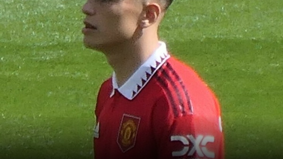 Garnacho a officiellement décidé de rester avec Manchester United en Premier League